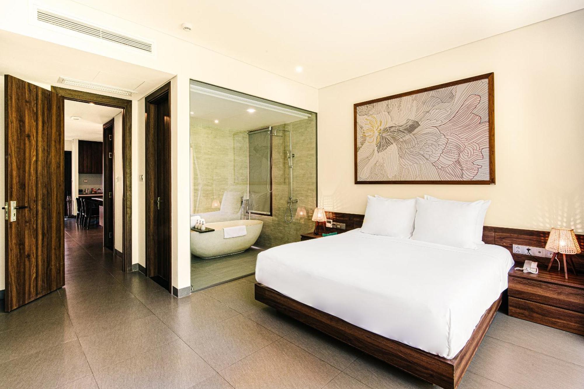 Memories & 5* Hội An