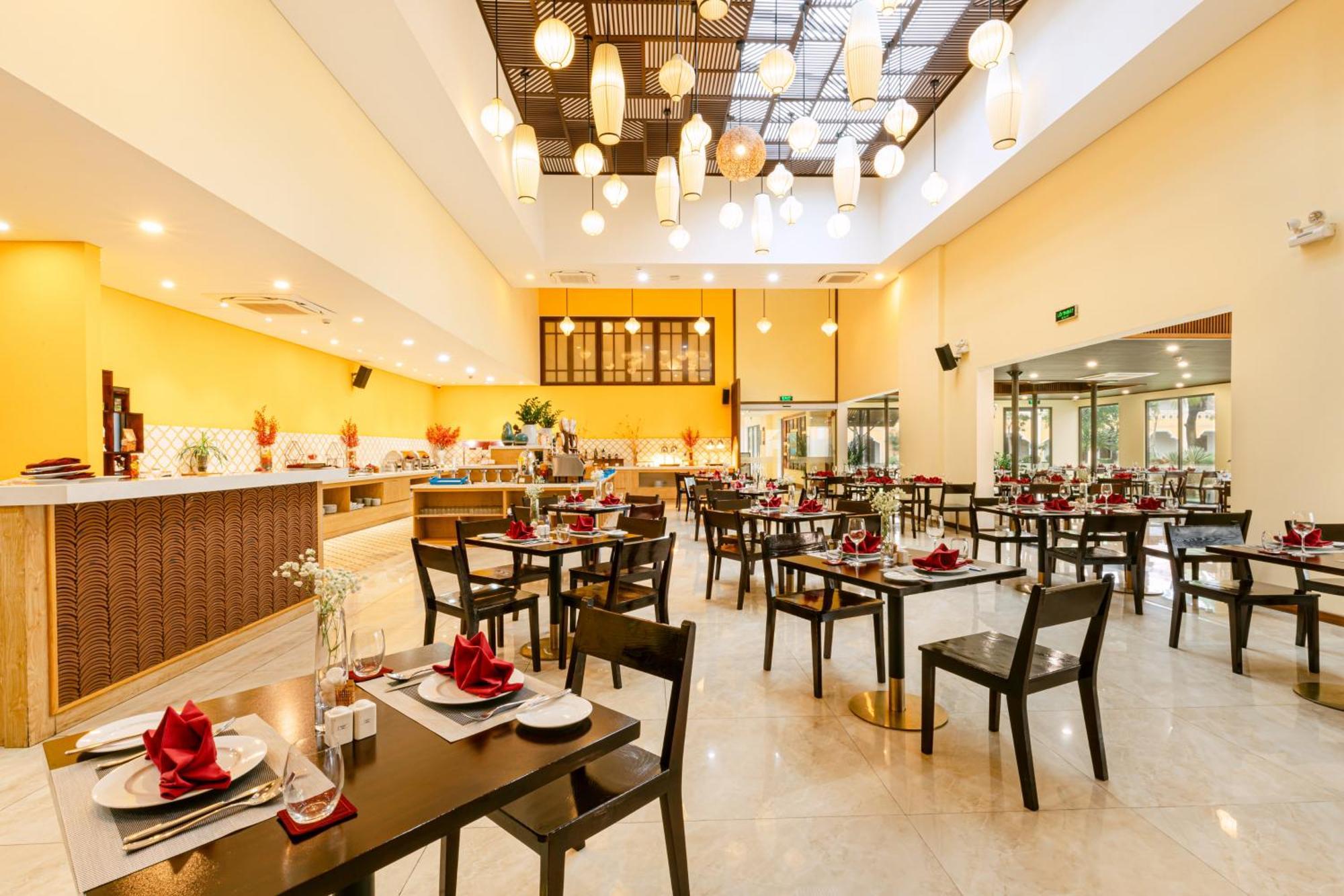 Memories & 5* Hội An